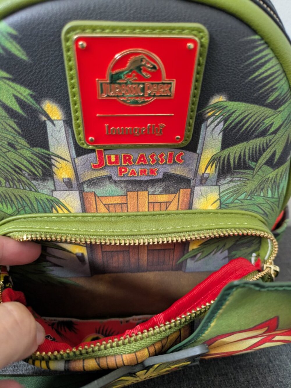 Jurassic Park 30th Anniversary Loungefly Dilophosaurus Mini Backpack - Picture 3 of 8
